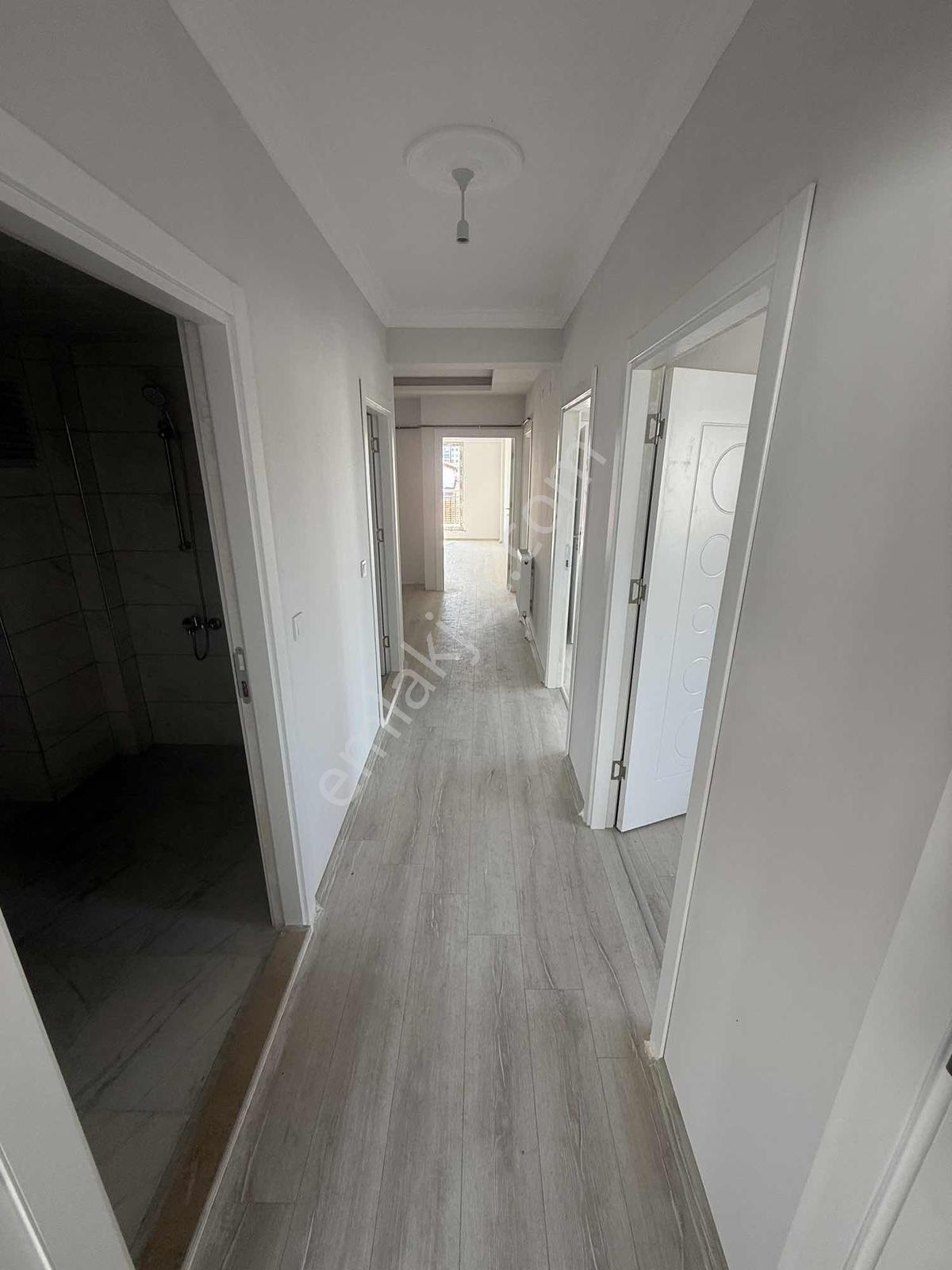 Kılavuz Mahallesinde Satılık Güney Cephe 4+1 Sıfır Daire — fotoğraf 4