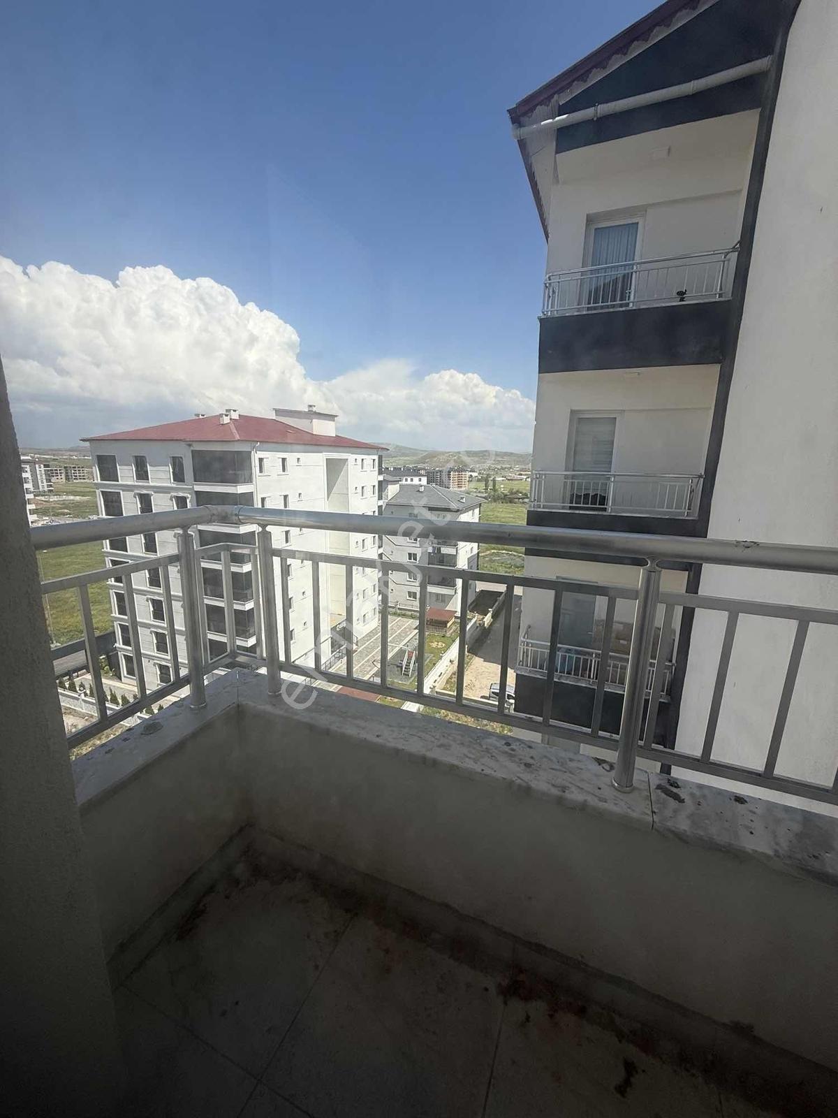 Kılavuz Mahallesinde Satılık Güney Cephe 4+1 Sıfır Daire — fotoğraf 6