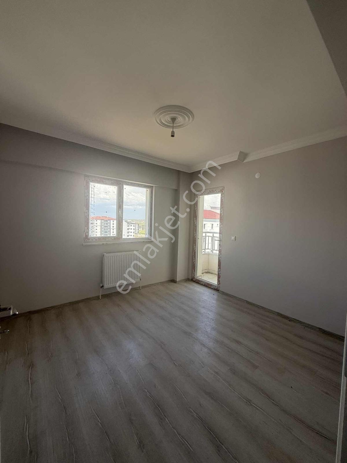 Kılavuz Mahallesinde Satılık Güney Cephe 4+1 Sıfır Daire — fotoğraf 7