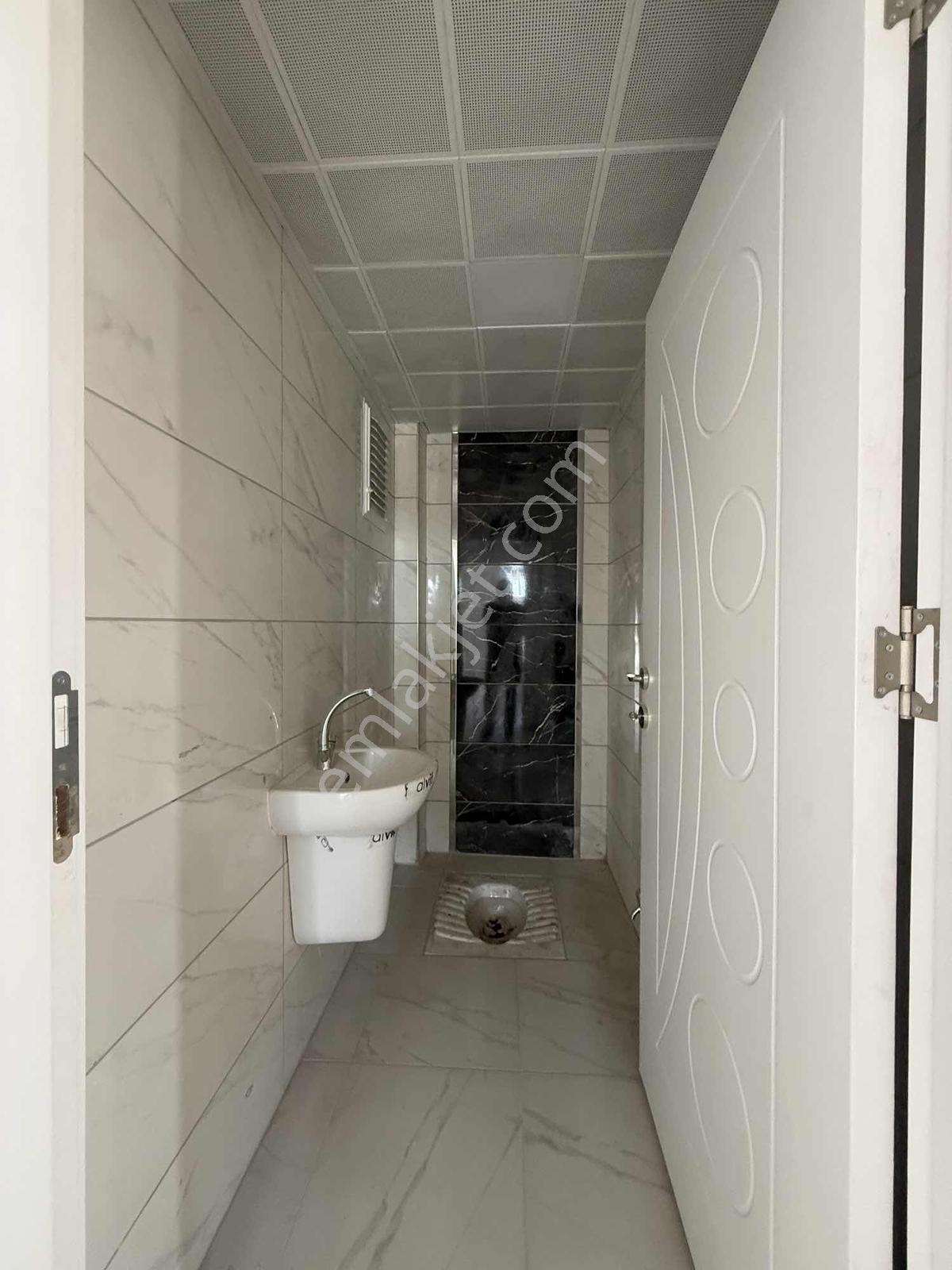 Kılavuz Mahallesinde Satılık Güney Cephe 4+1 Sıfır Daire — fotoğraf 13