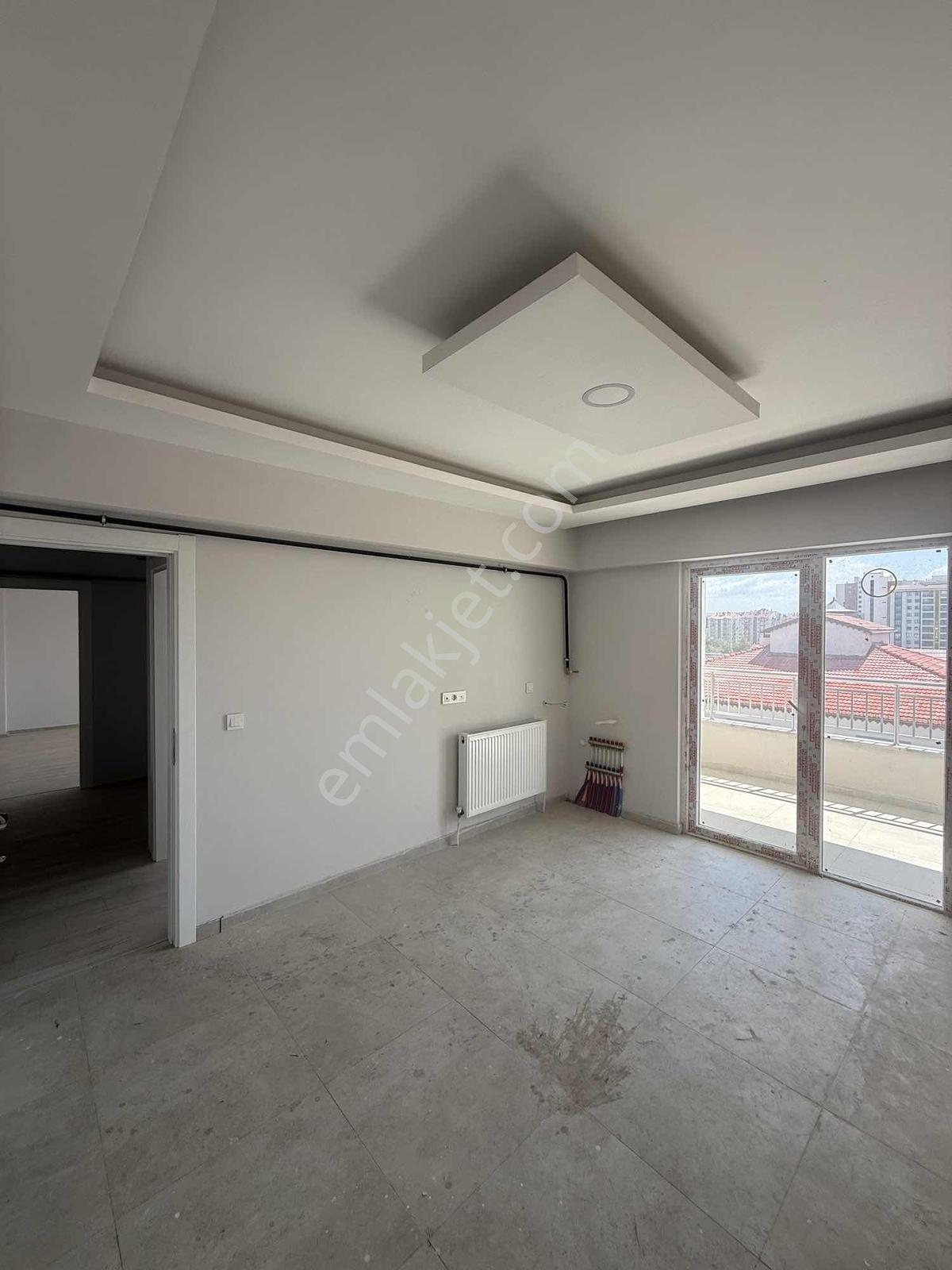 Kılavuz Mahallesinde Satılık Güney Cephe 4+1 Sıfır Daire — fotoğraf 17