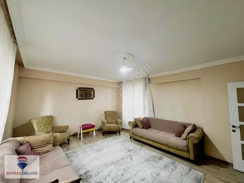 Çiftlik'te Ana Yola Yakın Satılık Y.giriş Kapalı Mutfak Daire — fotoğraf 10