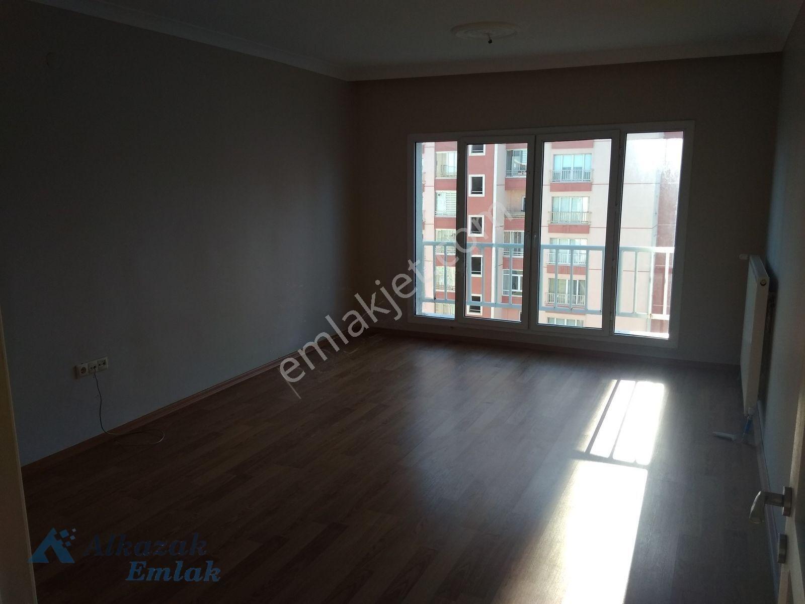 Yapracık Toki 10.bölgede Oturuma Hazır Satılık 3+1 Daire — fotoğraf 3