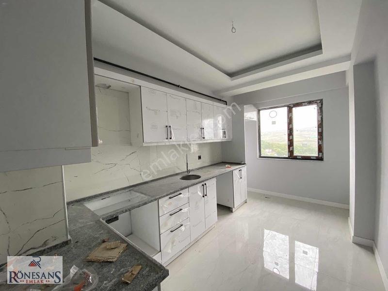 Rönesans Emlaktan 2+1 Deniz Manzaralı Daire — fotoğraf 2