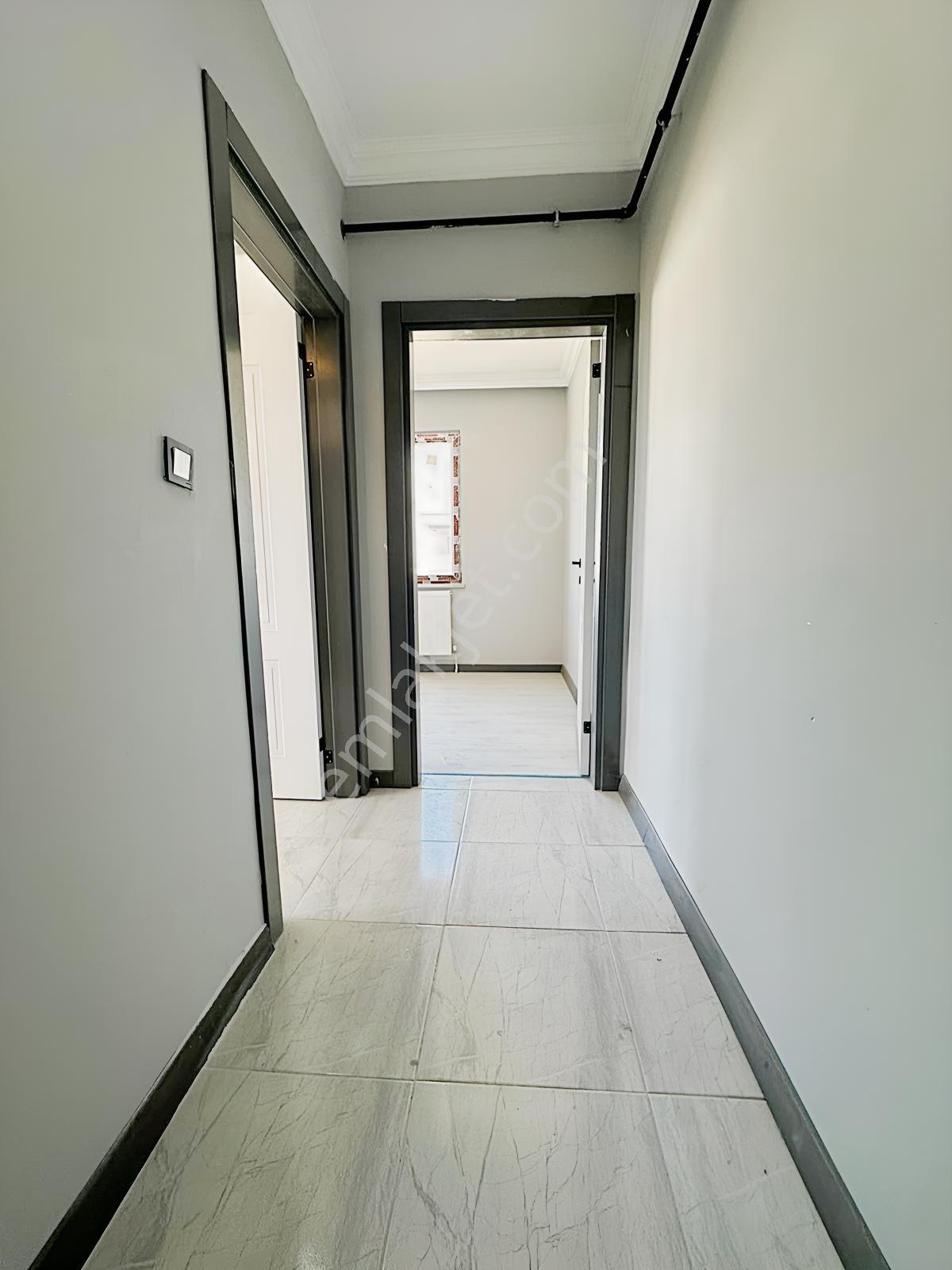 Az-er Yapıdan Geniş Kullanımlı Satılık 3+1 Daire !!! — fotoğraf 15
