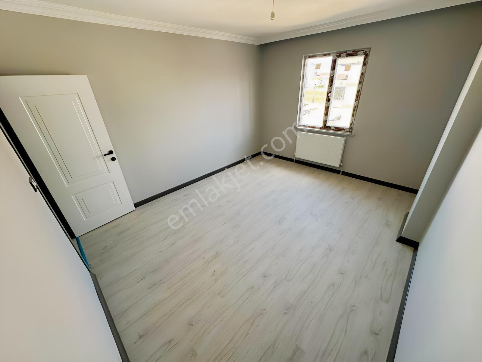 Az-er Yapıdan Geniş Kullanımlı Satılık 3+1 Daire !!! — fotoğraf 29