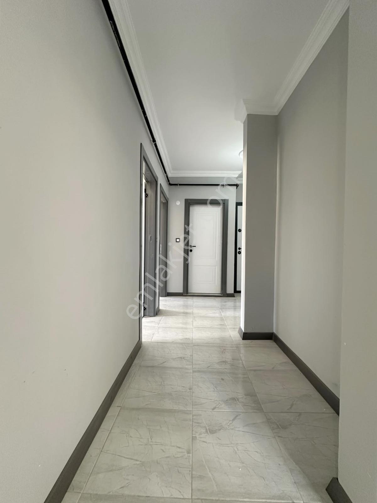 Az-er Yapıdan Geniş Kullanımlı Satılık 3+1 Daire !!! — fotoğraf 33