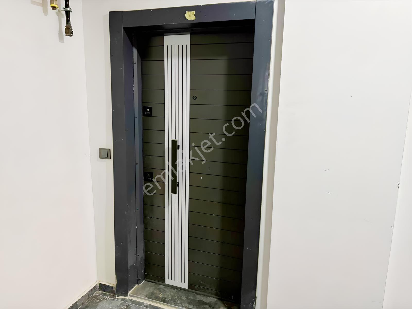 Tepecikte Sıfır Manzaralı Ebeveyn Banyolu 2+1 Satılık !! — fotoğraf 9