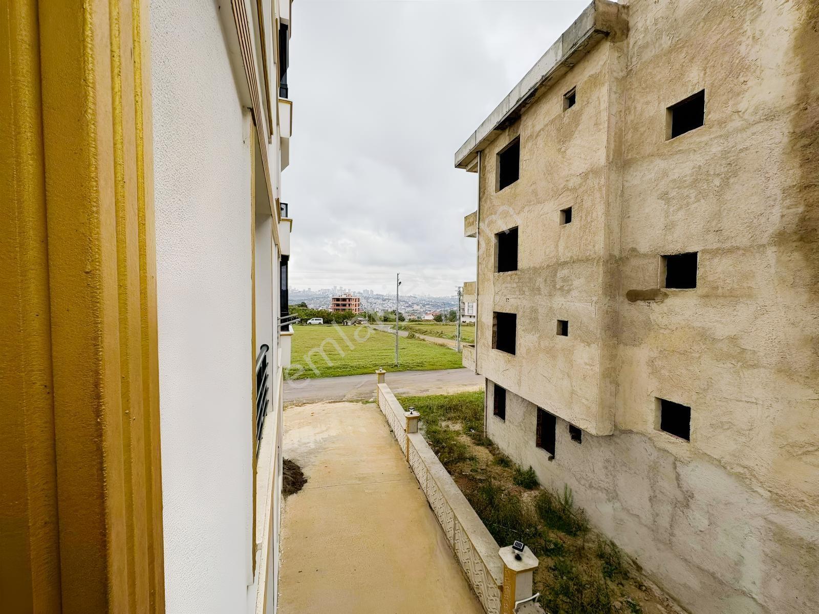 Tepecikte Sıfır Manzaralı Ebeveyn Banyolu 2+1 Satılık !! — fotoğraf 11