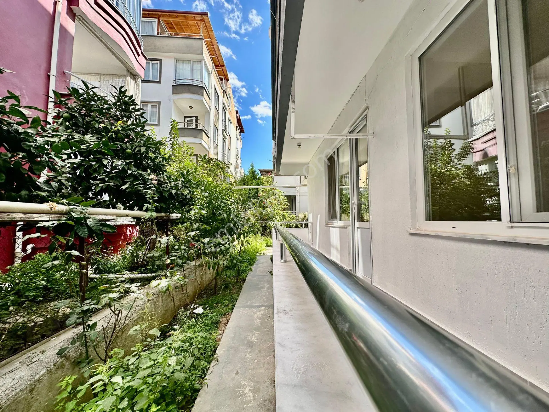 ꧁ay Emlaktan꧂ Altınkum'da Denize Sadece 200 Mt Müstakil Tadında Satılık 2+1 Ebeveyn Banyolu Daire — fotoğraf 3