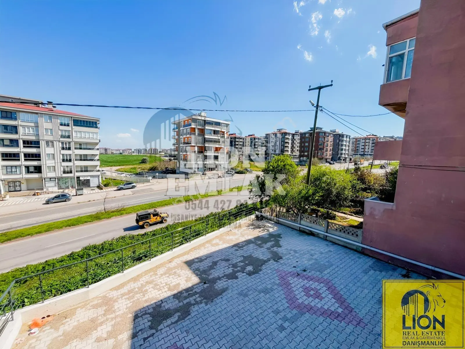 Lıon Emlak'tan Yeni Mahallede Cadde Manzarlı Satılık 1+1 Daire — fotoğraf 14