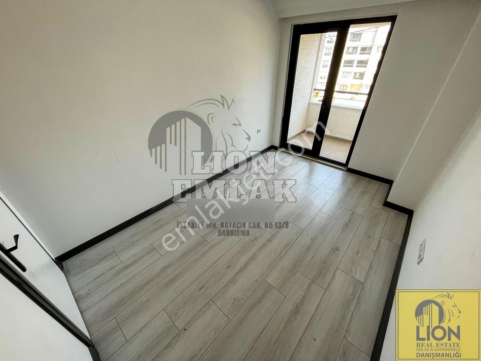 Lıon Emlak'tan Yeni Mahallede Cadde Manzarlı Satılık 1+1 Daire — fotoğraf 22