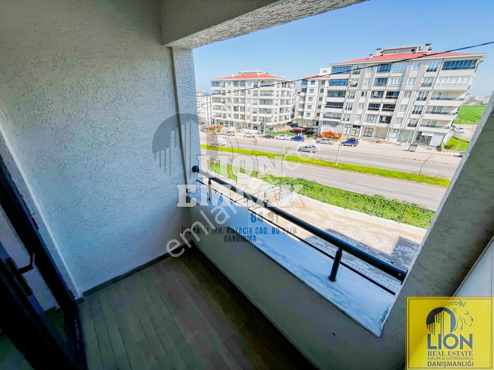 Lıon Emlak'tan Yeni Mahallede Cadde Manzarlı Satılık 1+1 Daire — fotoğraf 27