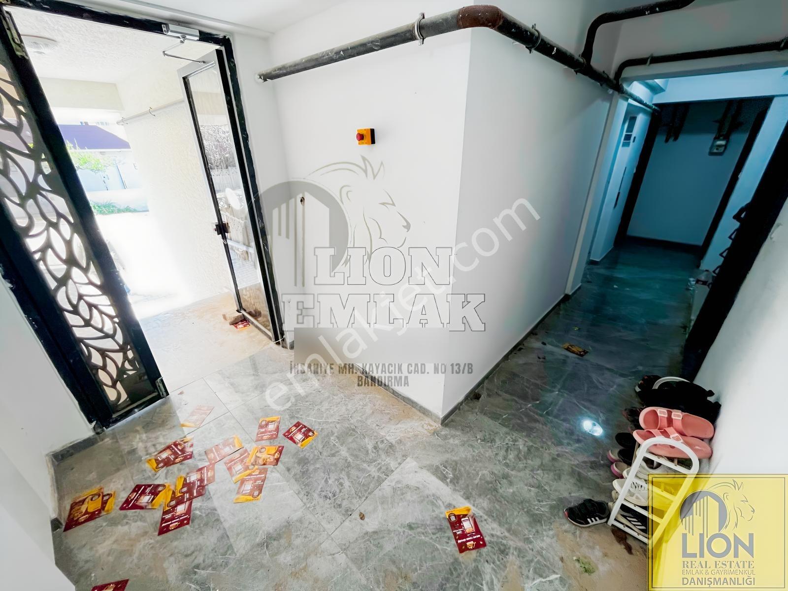 Lıon Emlak'tan Yeni Mahallede Cadde Manzarlı Satılık 1+1 Daire — fotoğraf 35