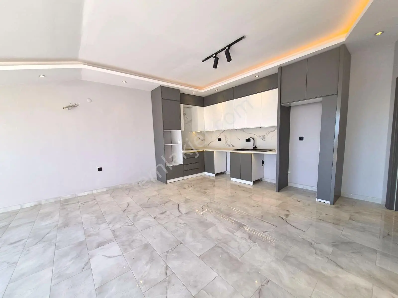 Alanya Cikcilli Merkez’De Full Deniz Ve Alanya Manzaralı Satılık 5+1 – 320 M²