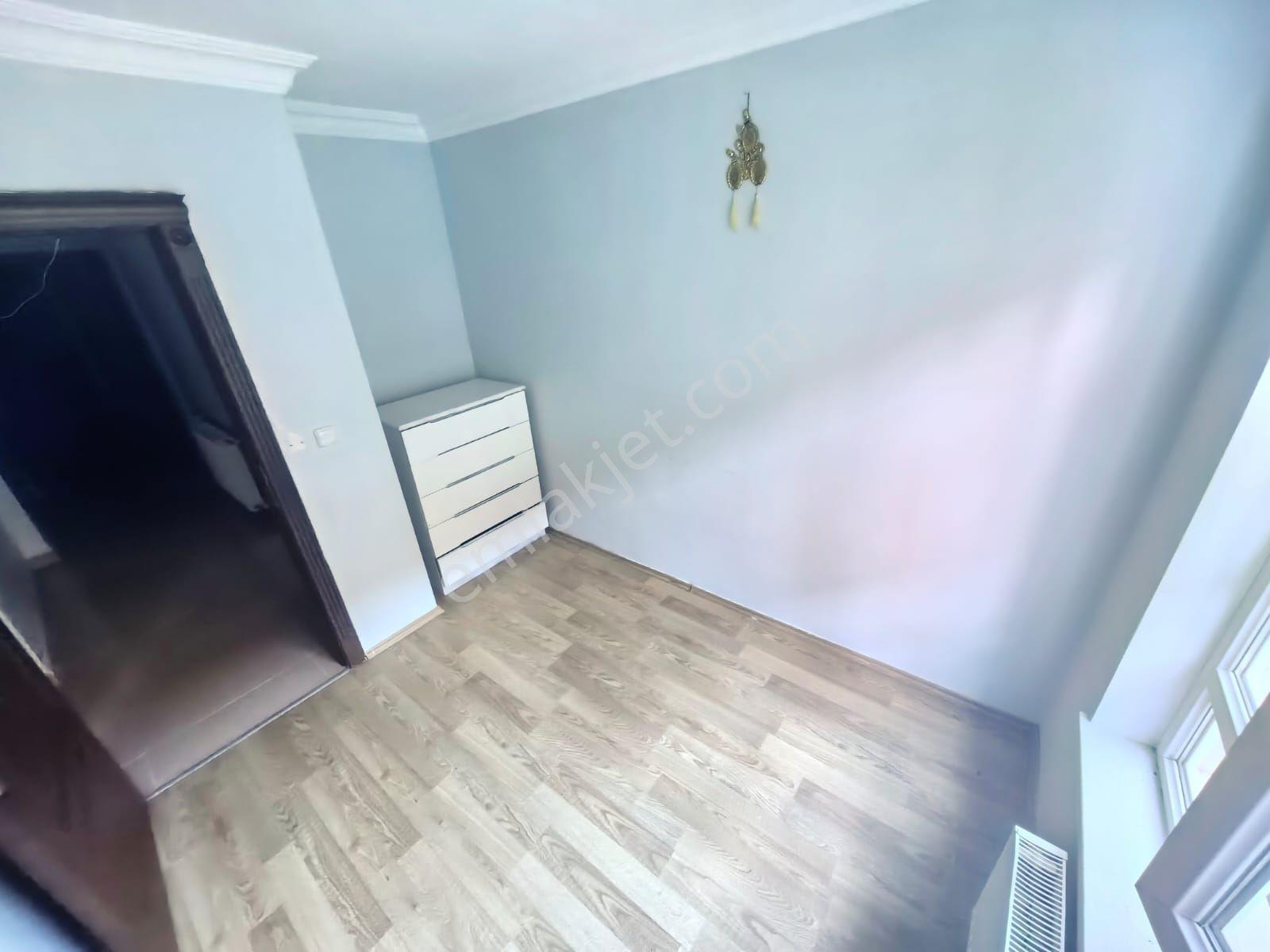 Toprak Emlaktan Ank Keçiören Baglarbaşı Mah De 4+1 Geniş Daire — fotoğraf 31