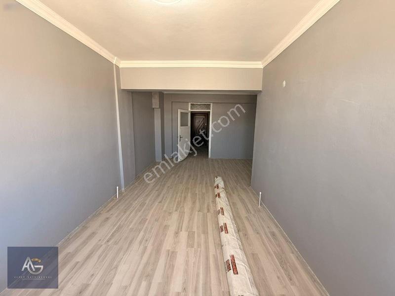 Alper Gayrimenkulden Sakarya Mah.110 M2 Yeni Tadilatlı 2+1