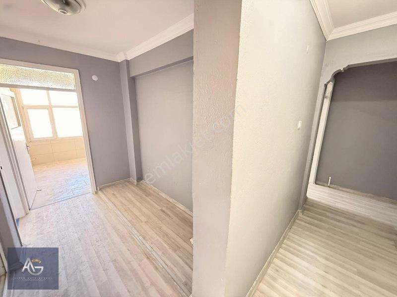 Alper Gayrimenkulden Sakarya Mah.110 M2 Yeni Tadilatlı 2+1 — fotoğraf 16