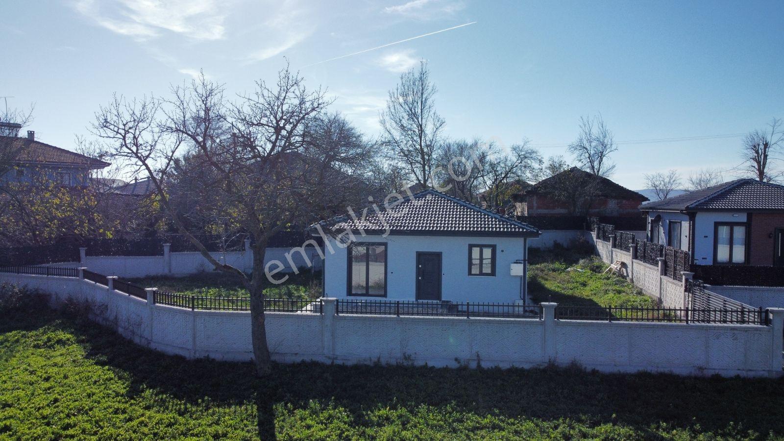 İzmit Düğmeciler'de Ruhsatlı &hazır Projeli 375 M² Müstakil Arsa — fotoğraf 5