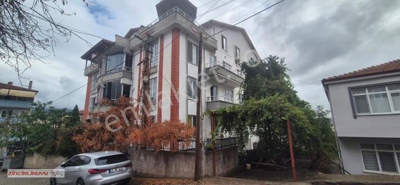Derince Dumlupınar'Da Merkezi Konumda Satılık 3+1 Daire