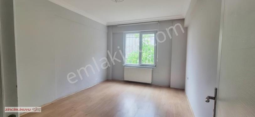 Derince Dumlupınar'da Merkezi Konumda Satılık 3+1 Daire — fotoğraf 15