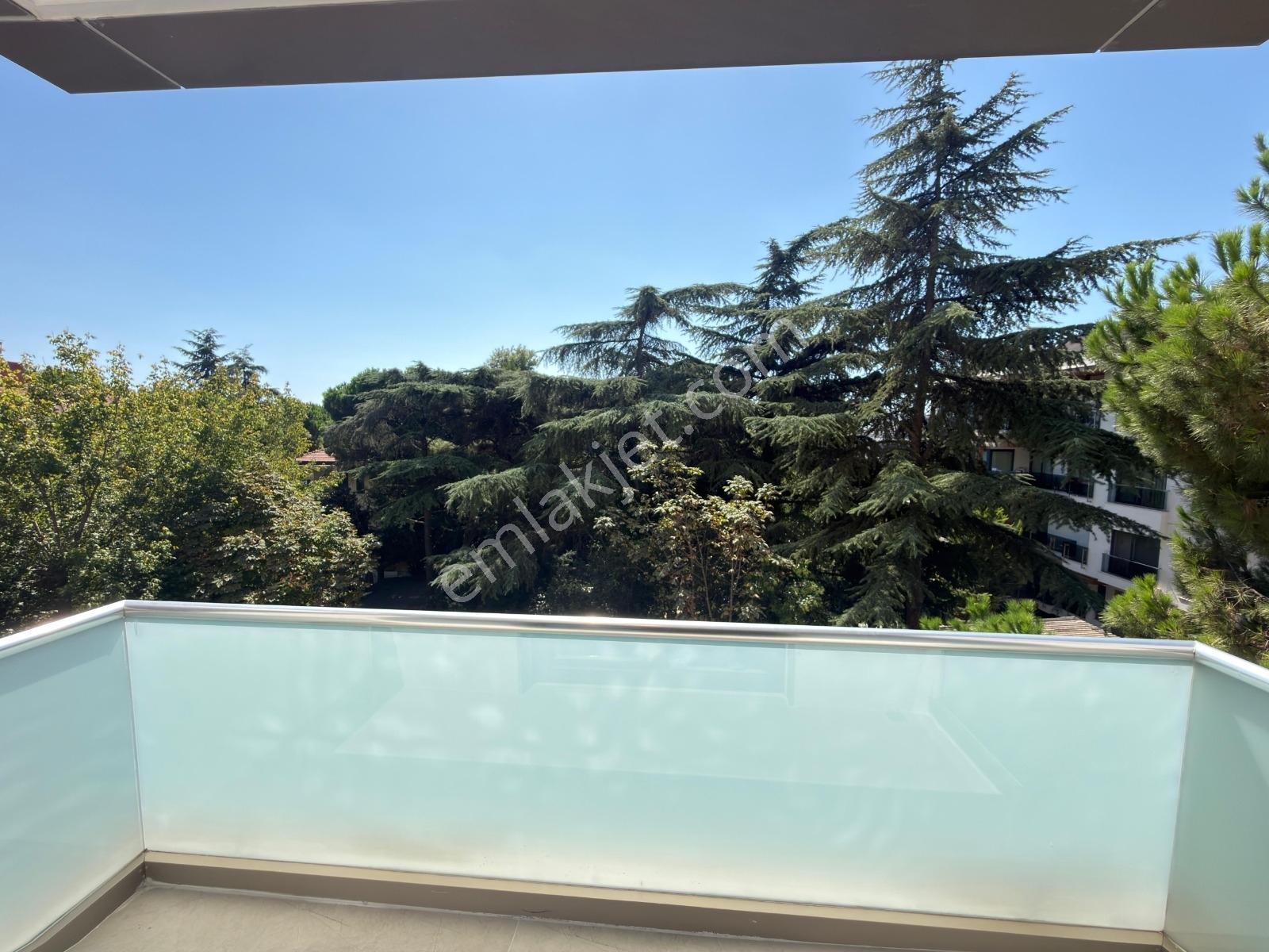 Poyraz'dan Caddebostan Sahilde Yeşillikler İçinde Havuzlu 3+1 — fotoğraf 12