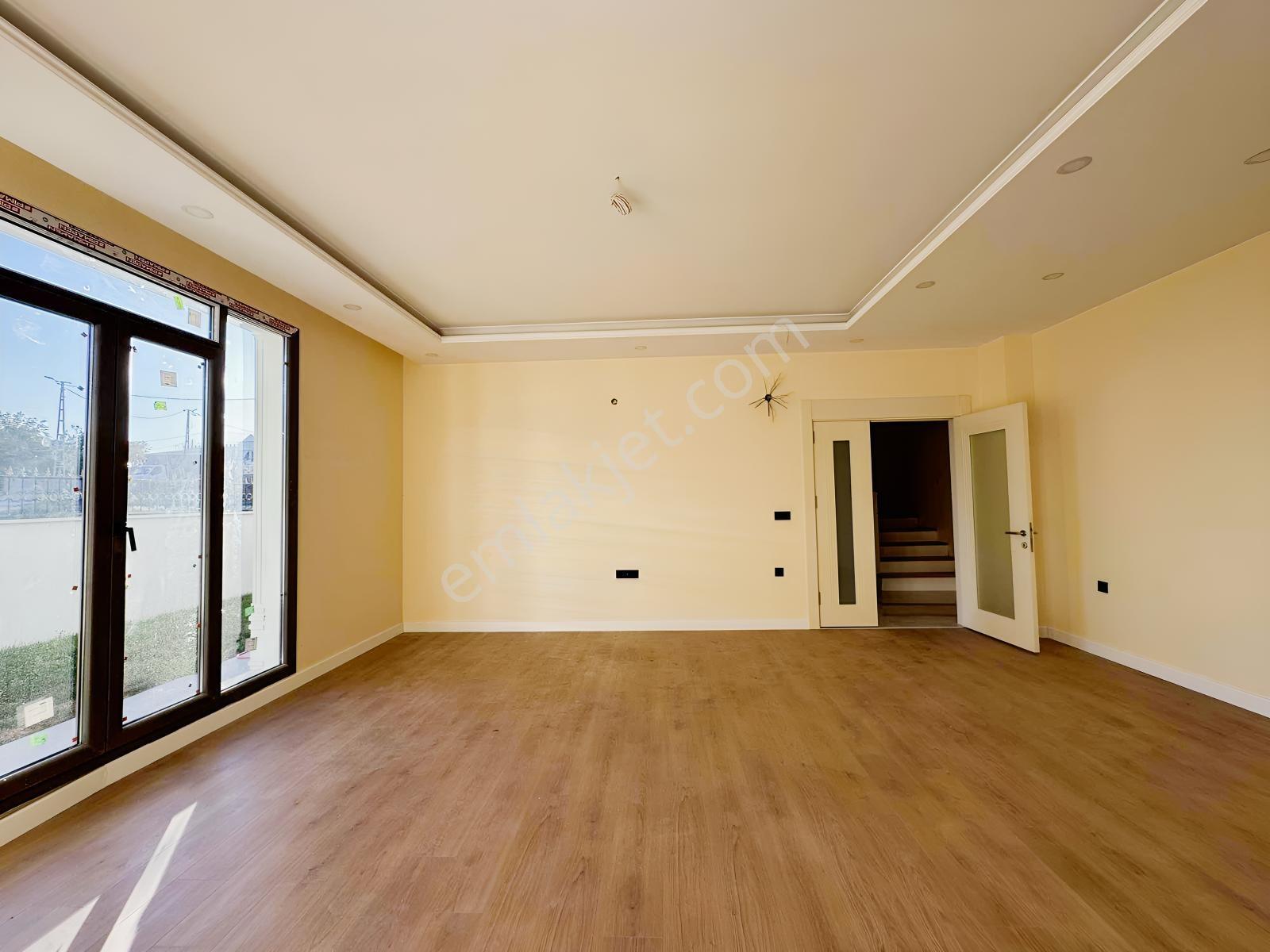 Remax Ten Büyükçekmece Karaağaçta Acil Satılık Sıfır 4+1 Villa — fotoğraf 8