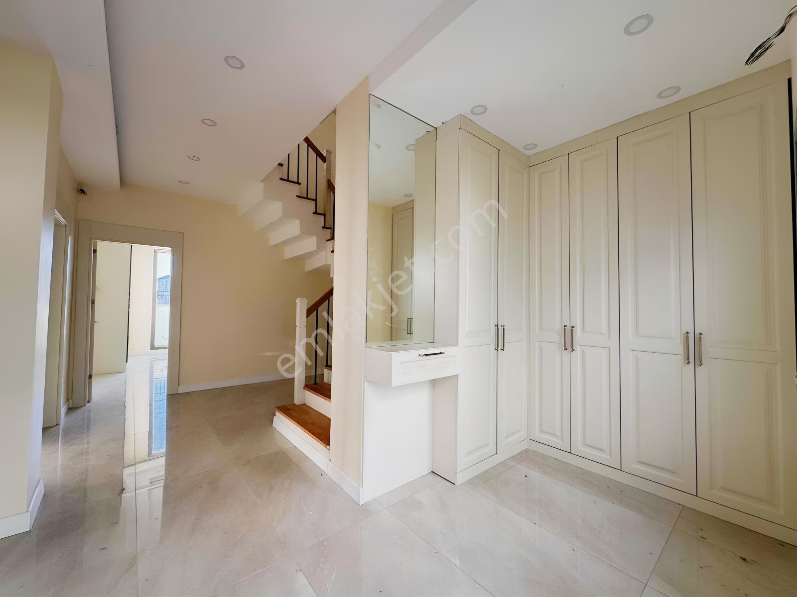 Remax Ten Büyükçekmece Karaağaçta Acil Satılık Sıfır 4+1 Villa — fotoğraf 13