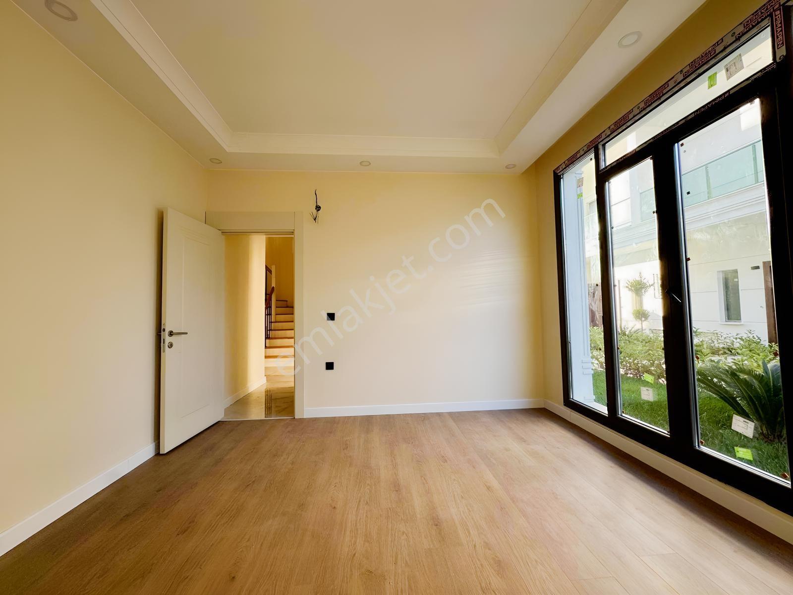 Remax Ten Büyükçekmece Karaağaçta Acil Satılık Sıfır 4+1 Villa — fotoğraf 21
