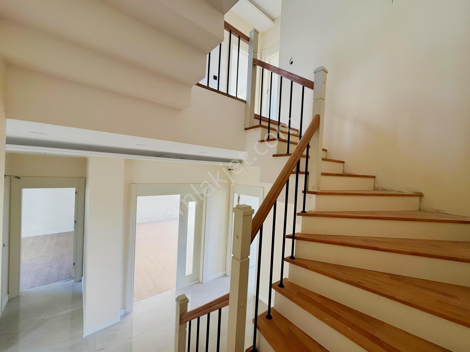 Remax Ten Büyükçekmece Karaağaçta Acil Satılık Sıfır 4+1 Villa — fotoğraf 22