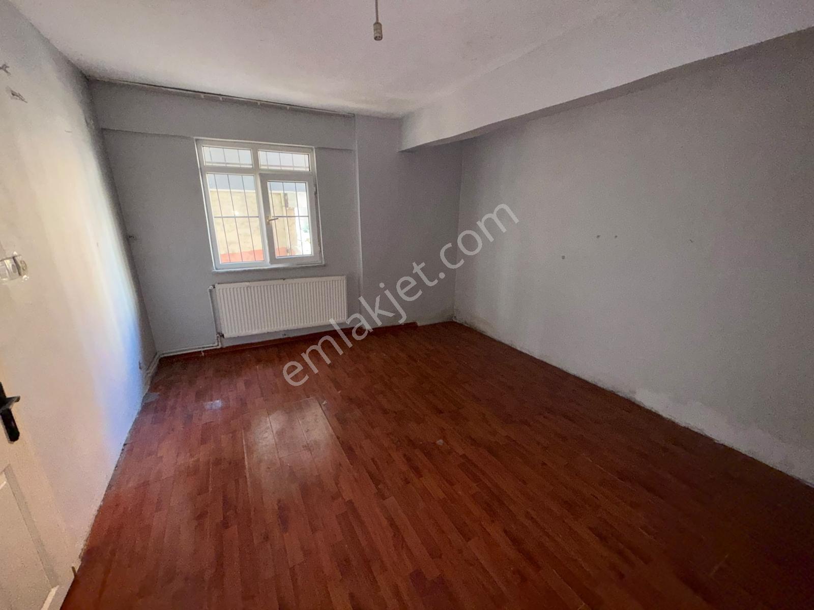 75. Yıl Mah. Merkezi Konumda 60m2 Satılık 1+1 Yüksek Giriş — fotoğraf 2