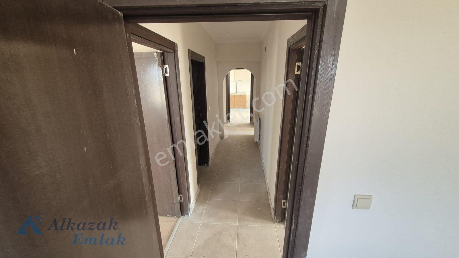 Alcı Mahallesinde Satılık 4+1 Daire — fotoğraf 6