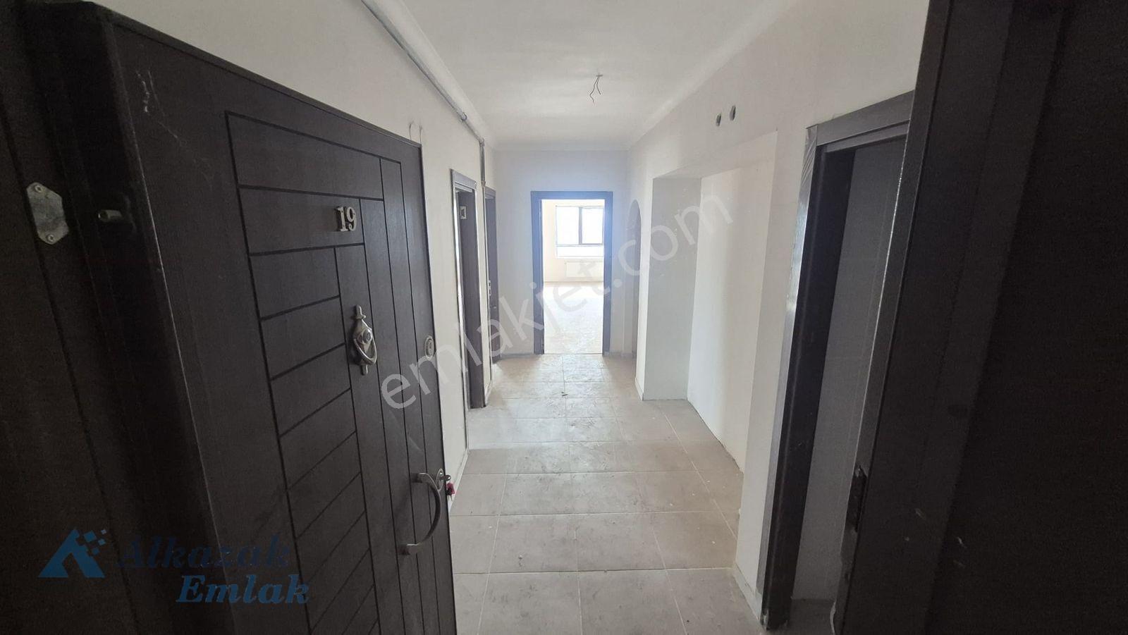 Alcı Mahallesinde Satılık 4+1 Daire — fotoğraf 7