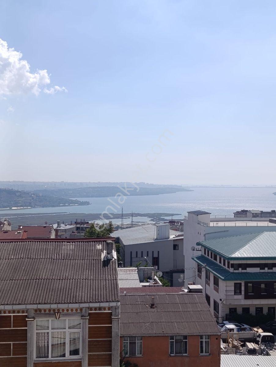 Başakşehirin Gözde Semti Şahintepe Cadde Üzeri Göl Manzarali Ful — fotoğraf 26