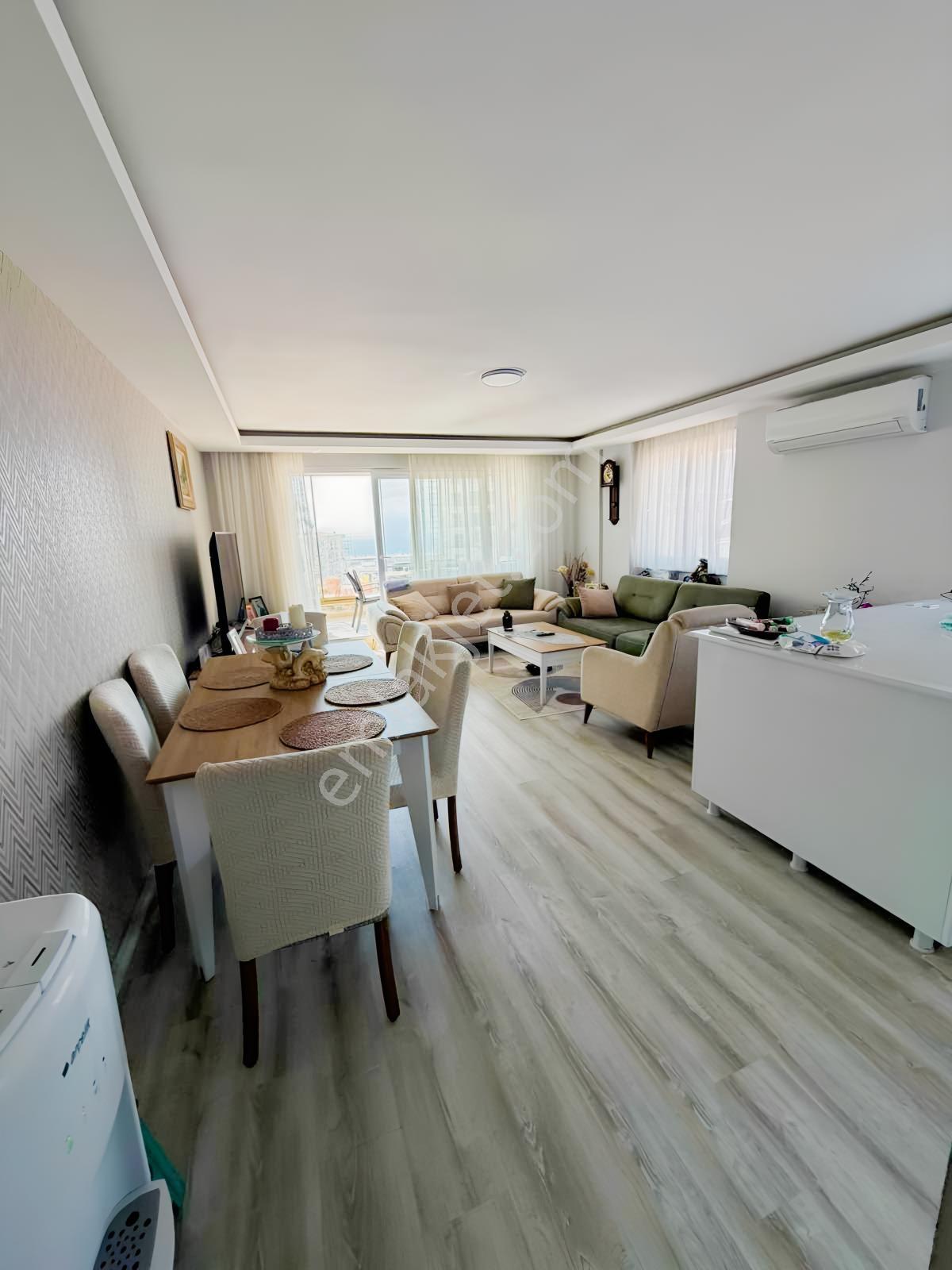 Havuzlu Sitede, Doğalgazlı 3+1 , 130 M2 Daire — fotoğraf 4