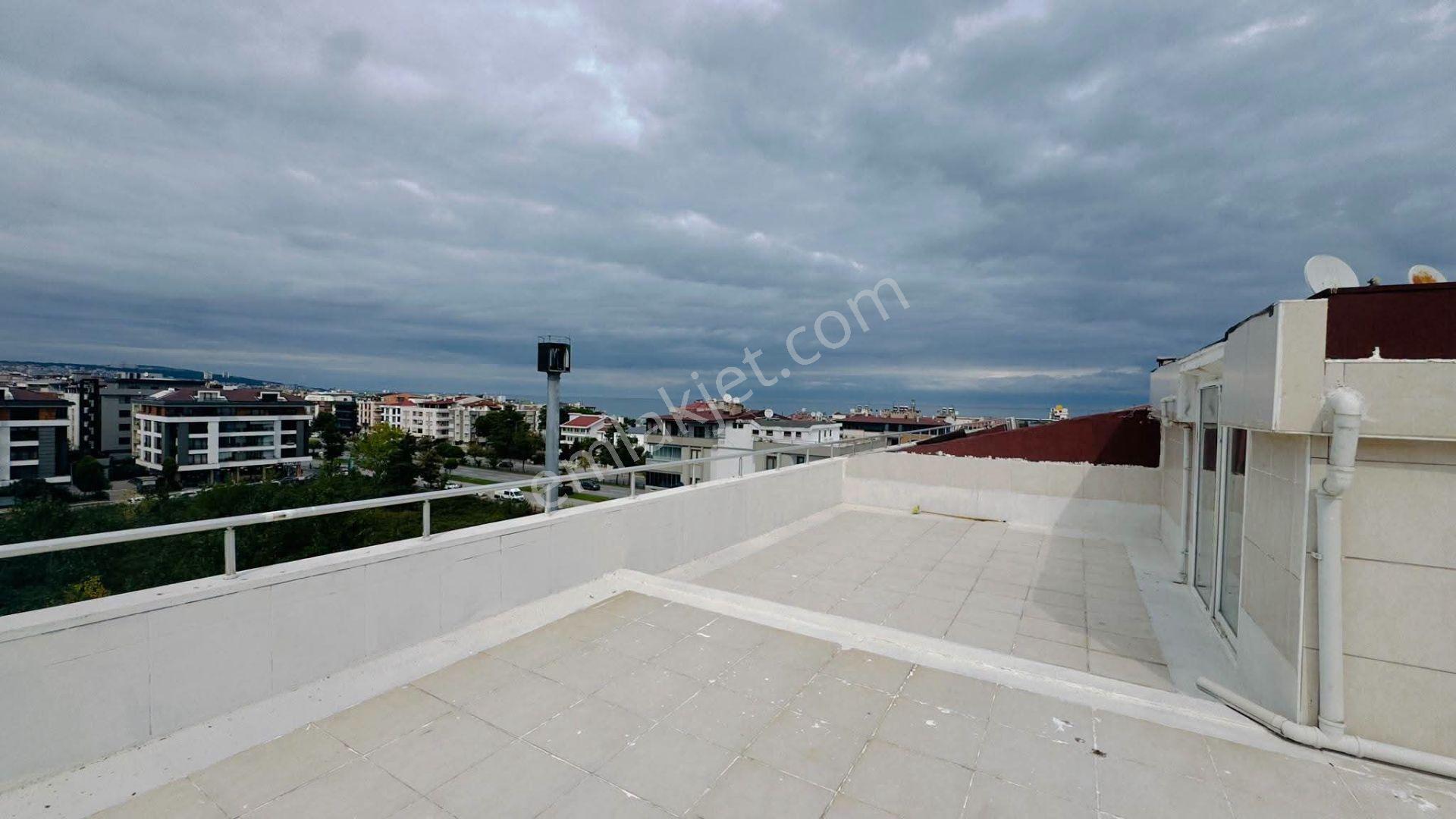 Samsun Atakum Cumhuriyet Mahallesi'nde Asansörlü Ebeveyn Banyolu 5+1 Satılık Dubleks — fotoğraf 4