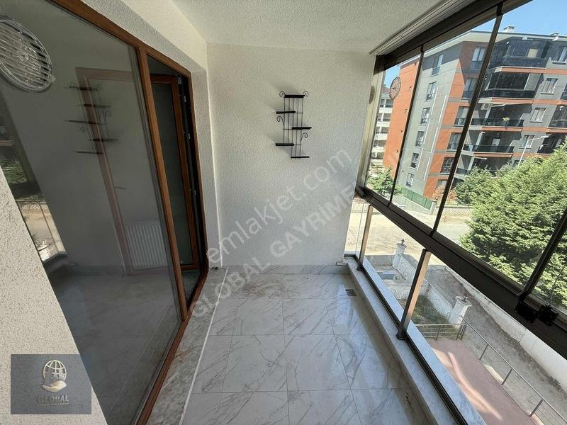 Acil Hürriyet Mah 2+1 Arakat Çift Balkon Ebeveynli 5yaş — fotoğraf 4