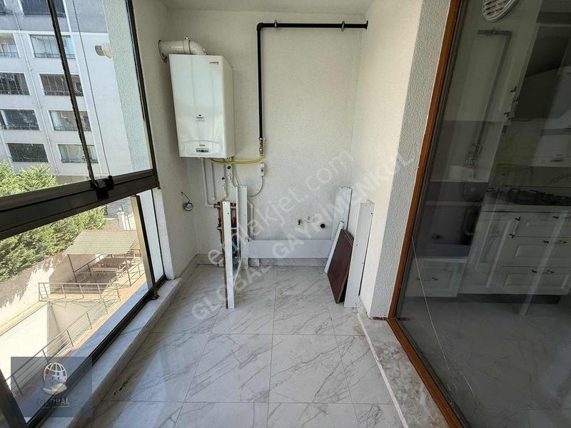 Acil Hürriyet Mah 2+1 Arakat Çift Balkon Ebeveynli 5yaş — fotoğraf 5