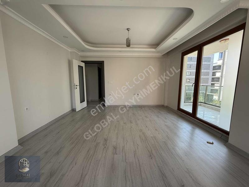 Acil Hürriyet Mah 2+1 Arakat Çift Balkon Ebeveynli 5yaş — fotoğraf 10