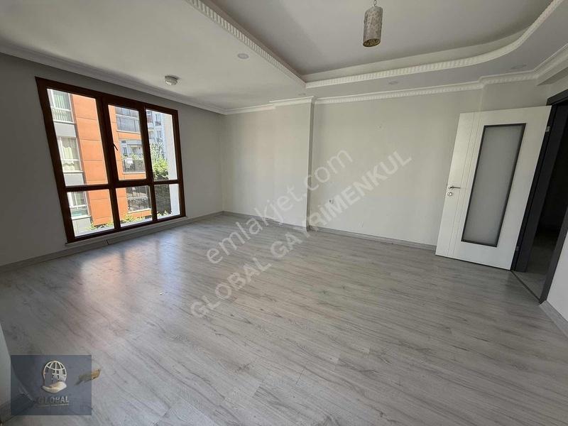 Acil Hürriyet Mah 2+1 Arakat Çift Balkon Ebeveynli 5yaş — fotoğraf 18