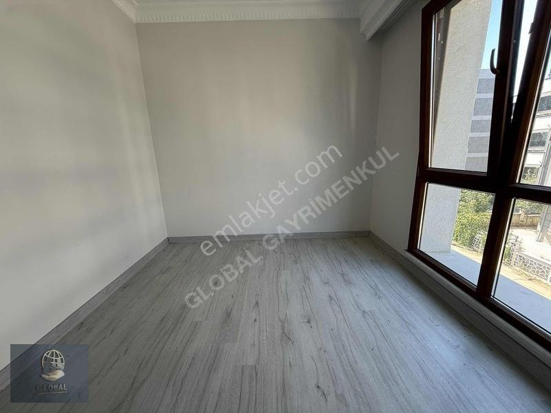 Acil Hürriyet Mah 2+1 Arakat Çift Balkon Ebeveynli 5yaş — fotoğraf 20