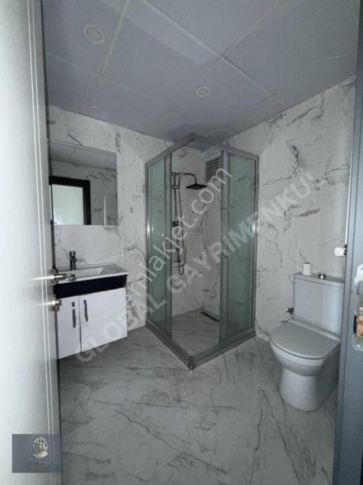 Acil Hürriyet Mah 2+1 Arakat Çift Balkon Ebeveynli 5yaş — fotoğraf 24