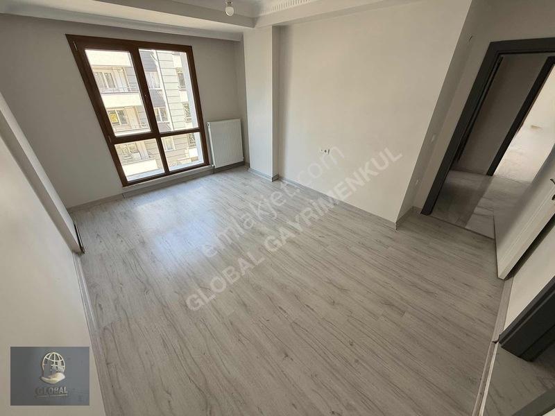 Acil Hürriyet Mah 2+1 Arakat Çift Balkon Ebeveynli 5yaş — fotoğraf 29