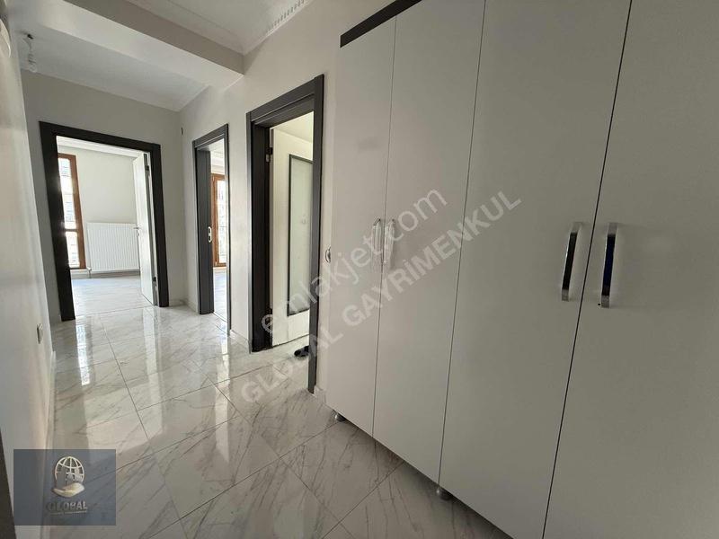 Acil Hürriyet Mah 2+1 Arakat Çift Balkon Ebeveynli 5yaş — fotoğraf 30