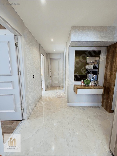Güzeloba Site İçerisinde Havuzlu Doğalgazlı Ara Kat 3+1 — fotoğraf 7