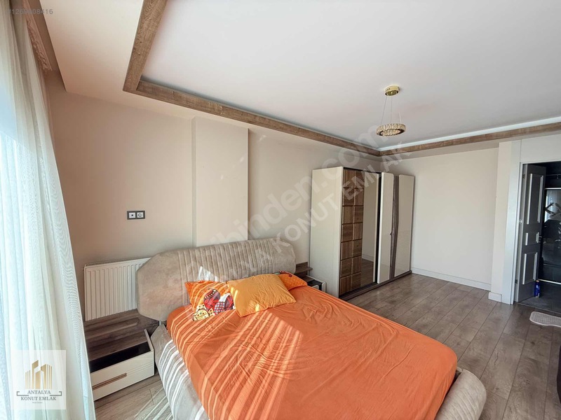 Güzeloba Site İçerisinde Havuzlu Doğalgazlı Ara Kat 3+1 — fotoğraf 25