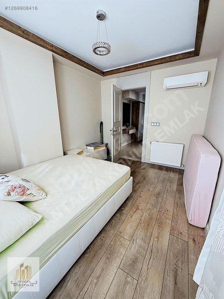 Güzeloba Site İçerisinde Havuzlu Doğalgazlı Ara Kat 3+1 — fotoğraf 32
