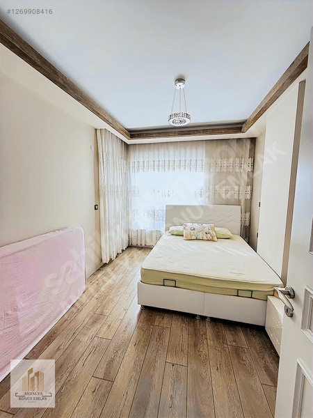 Güzeloba Site İçerisinde Havuzlu Doğalgazlı Ara Kat 3+1 — fotoğraf 33