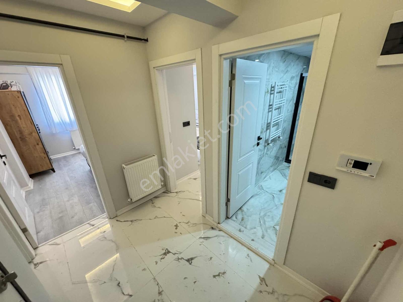 Asil Emlak'tan Site İçerisinde 1+1 Eşyalı Ara Kat Sıfır Daire — fotoğraf 22