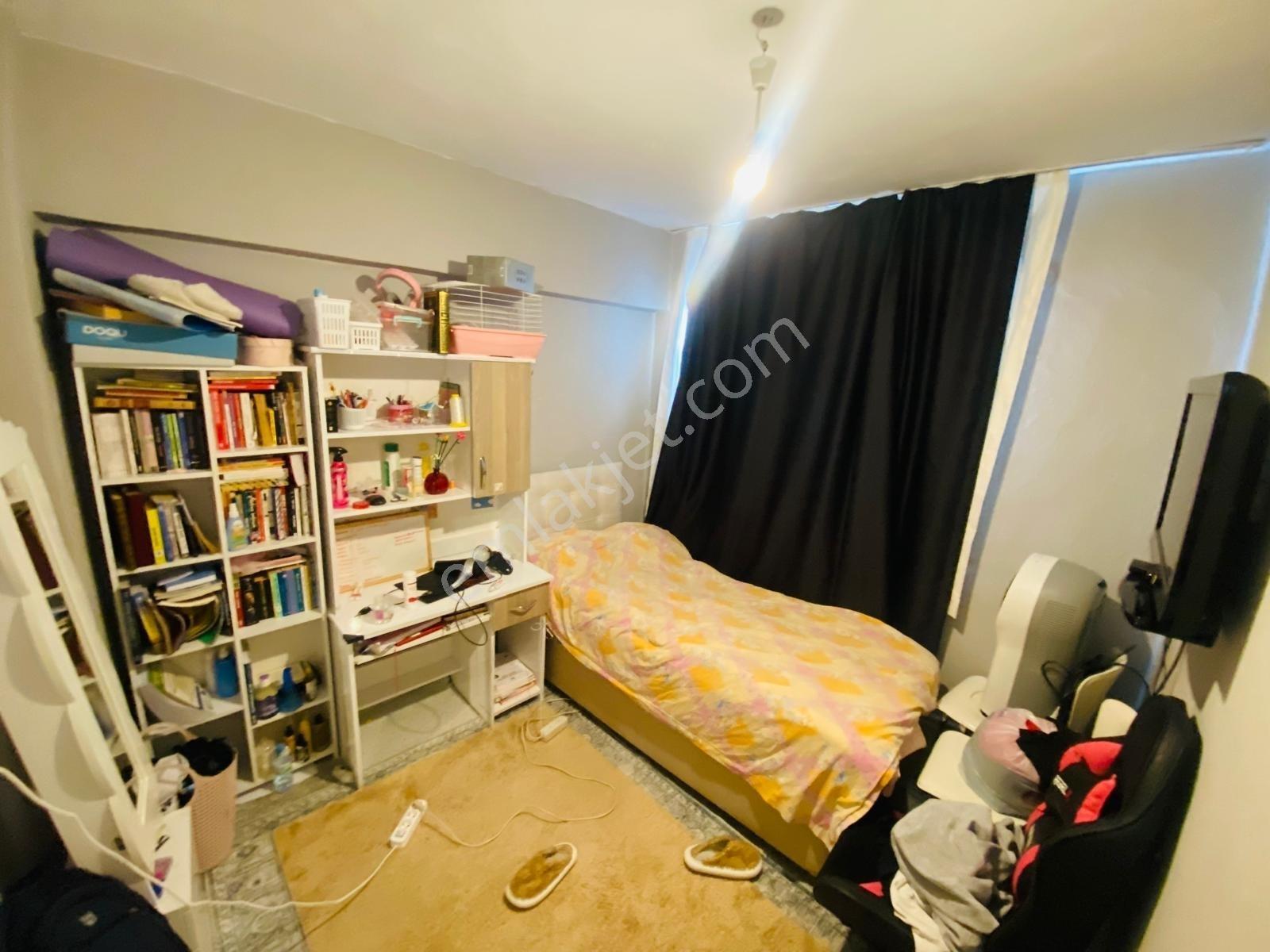 Plevne Mah. 3+1 Geniş M2 Ara Katta Masrafsız Daire — fotoğraf 15